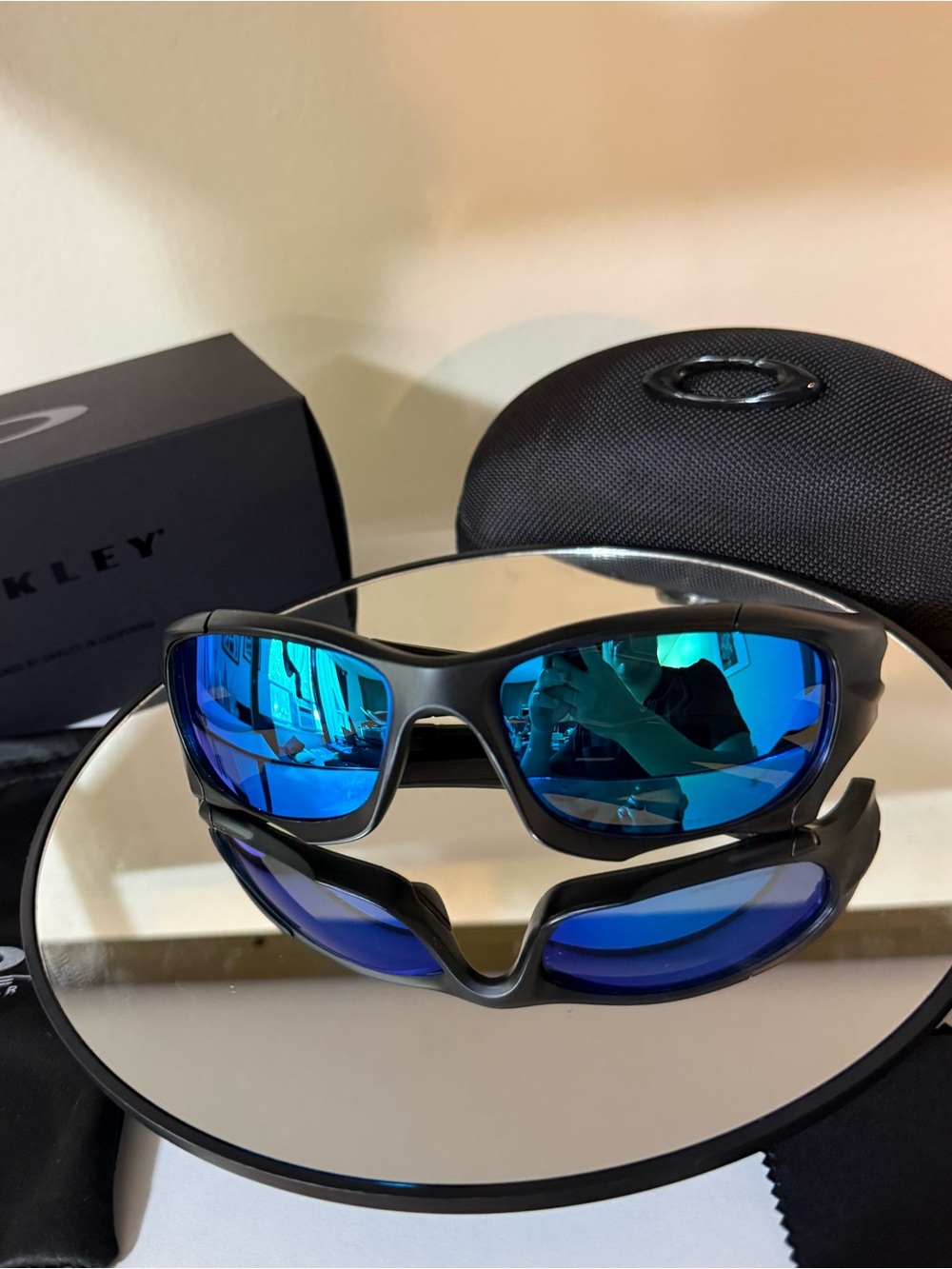 Sunglasses (non-VR)